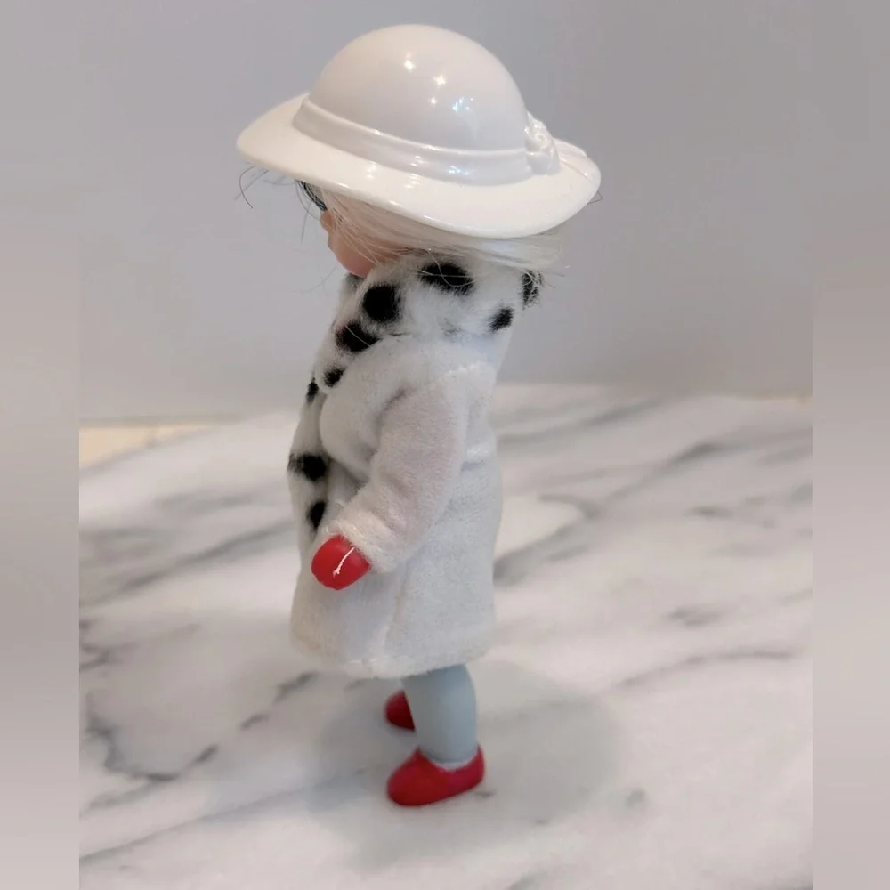 Vintage Madame Alexander Disney Cruella de‎ Vil Mini Doll McDonald’s Happy Meal